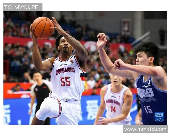 青岛国信水产球员在CBA比赛中斩获多项荣誉，实力备受期待